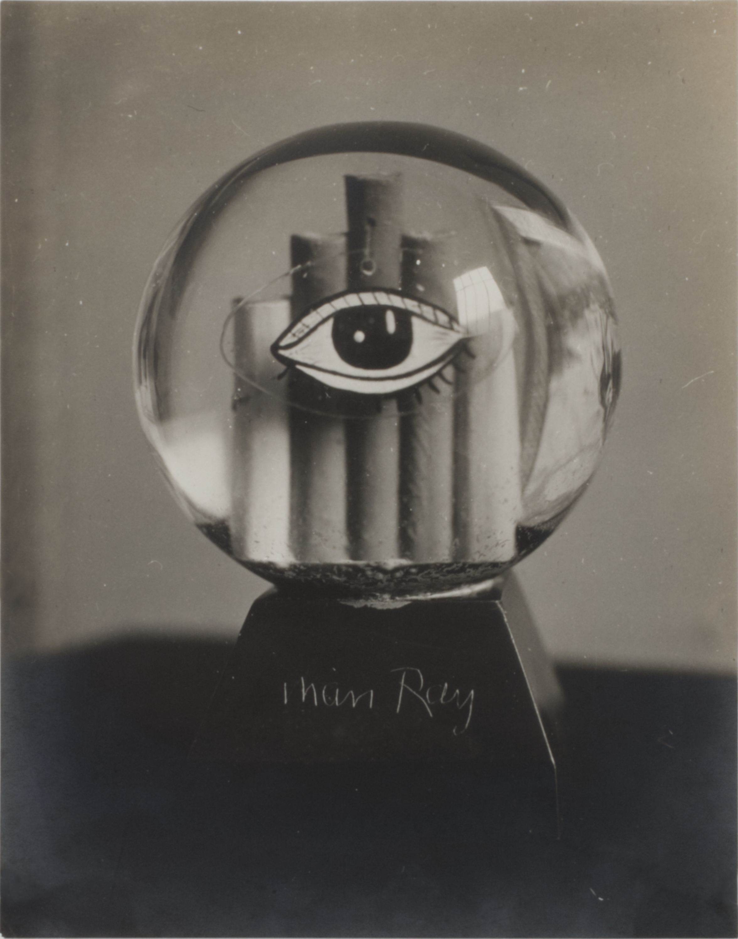 Man Ray, Boule de Niege, 1926.